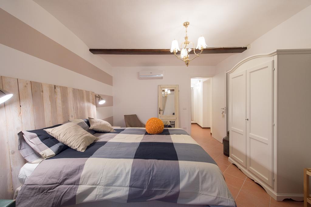 La Trinuzia Hotel Прато Екстериор снимка